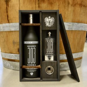 SQUADRON 303 VODKA FLYING FLASK KIT